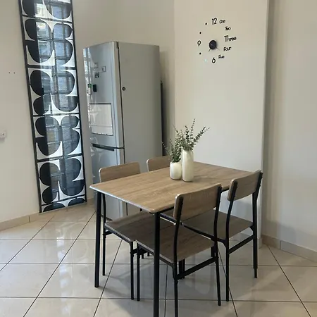 Dp Apartment *